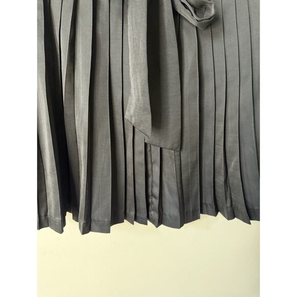 Gap Womens Pleated A Line Mini Skirt Size 8 Black Skater Tennis Cocktail Preppy - Picture 4 of 9